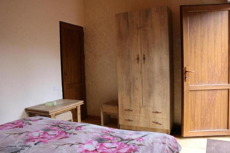 Bedroom 3, Saro B&B and Extreme Safari Tours