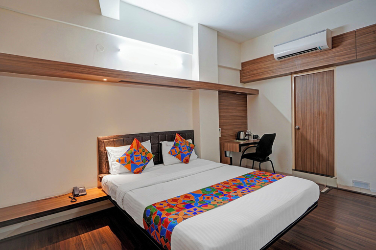 Room 2, Fabhotel Jk Grand, Bangalore