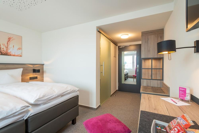Bedroom 2, Leinotel, Eichsfeld
