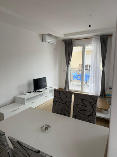 Others 5, Shengjin apartaments, Lezhës