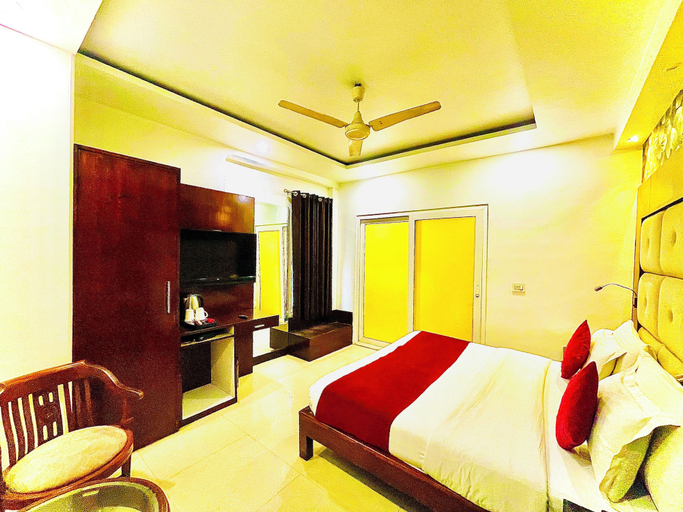Room 5, The Yuvraj By LIVIQ, Delhi