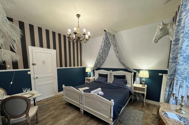 Bedroom 4, Les Gîtes du Grand Faubourg, Loiret