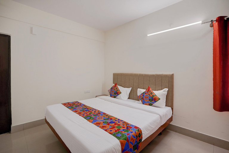 Room 3, FabHotel Sri Aditya Inn - Electronic City, Bangalore