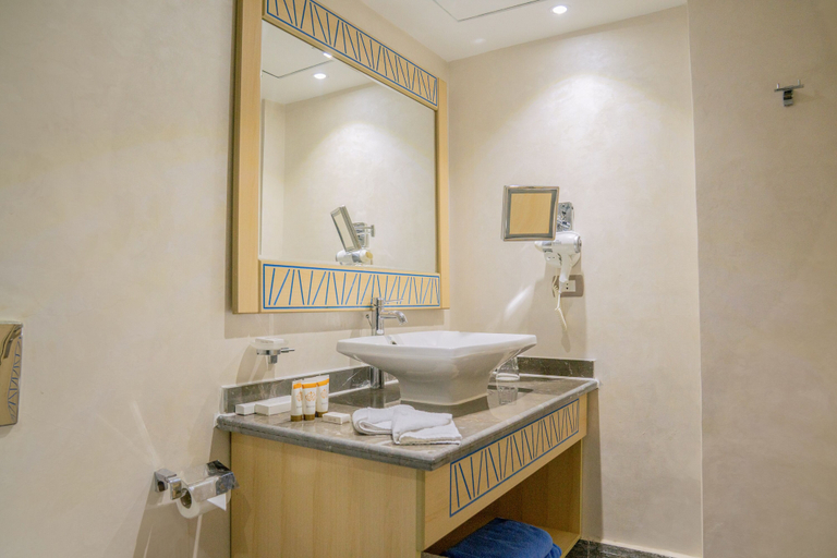Bathroom 5, Vintro Inn - Nozha Aqua Park, Ras Sidr