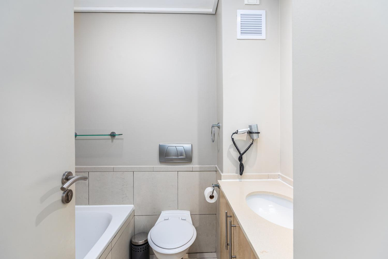 Bathroom 4, Lagoon Beach 235A by CTHA, City of Cape Town