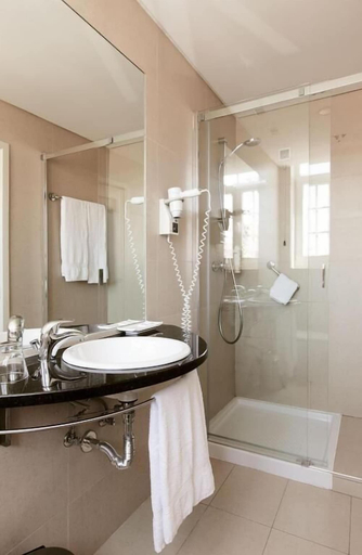 Bathroom 5, TURIM Aveiro Palace Hotel, Aveiro