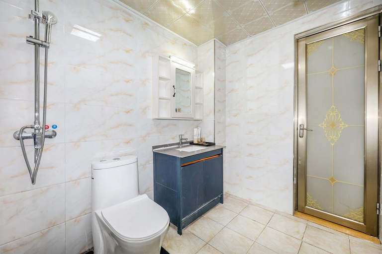 Bathroom 4, Baihong Riverview Drone Show Apartment, Chongqing