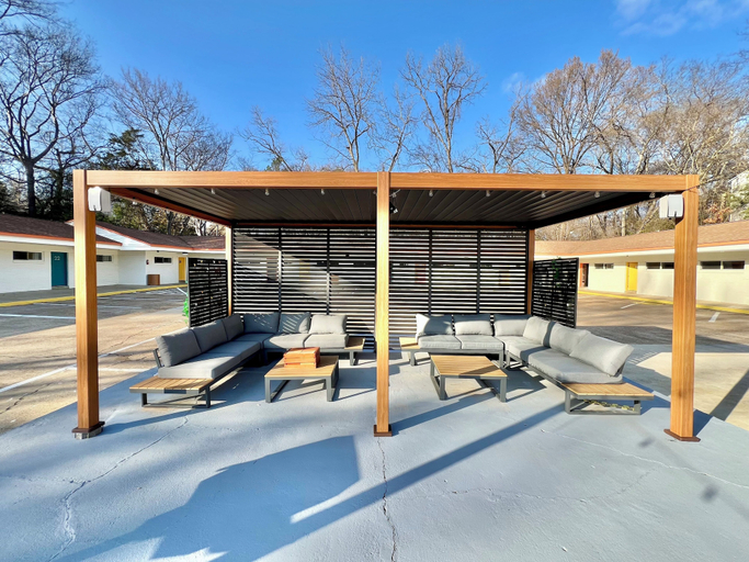 Terrace/patio, Far Out Motel, Oktibbeha