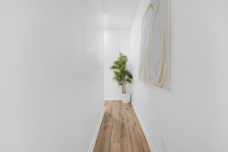 Interior 5, Luxury 3 BR Near NYC with Easy Parking, Westchester