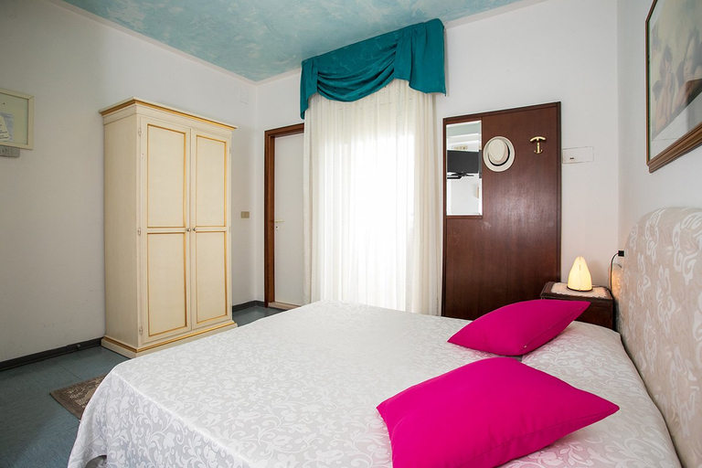 Bedroom 2, Hotel Elpiro, Venezia