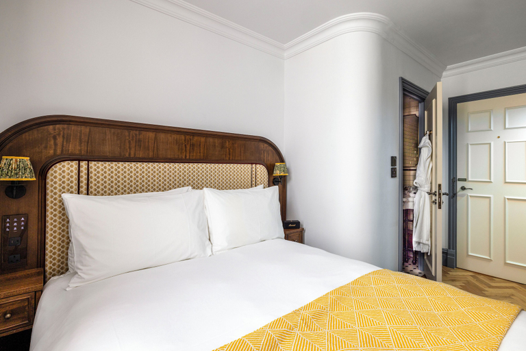 Room 4, Bertrand's Townhouse, London