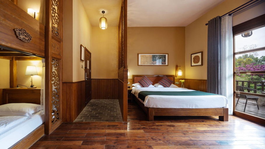 Bedroom 3, Yangshuo Moondance Hotel, Guilin