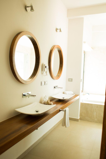 Bathroom 3, Paamul Hotel, Cozumel