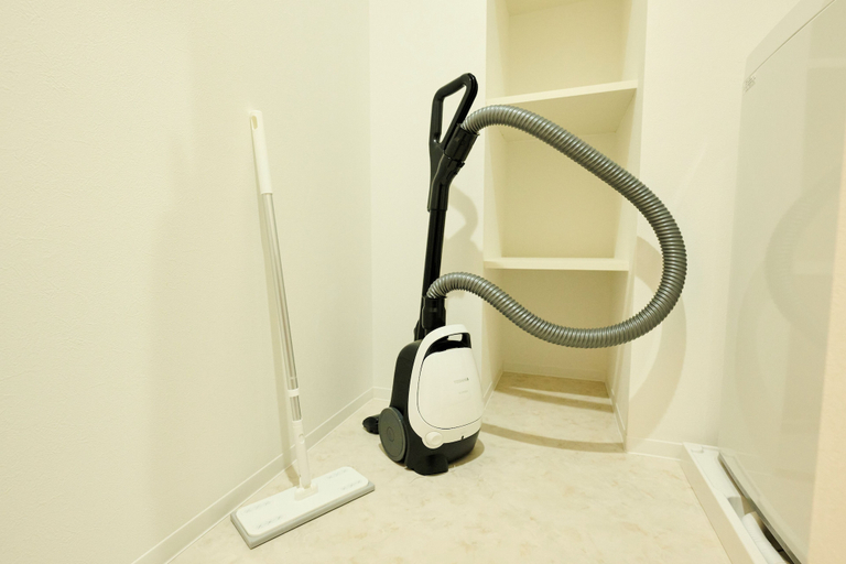 Room 3, CREST Nishijin, Fukuoka