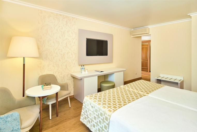 Bedroom 3, Hotel Baia Grande, Albufeira