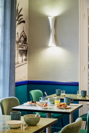 Food & Drinks 5, Nice Excelsior Centre Gare by HappyCulture, Alpes-Maritimes