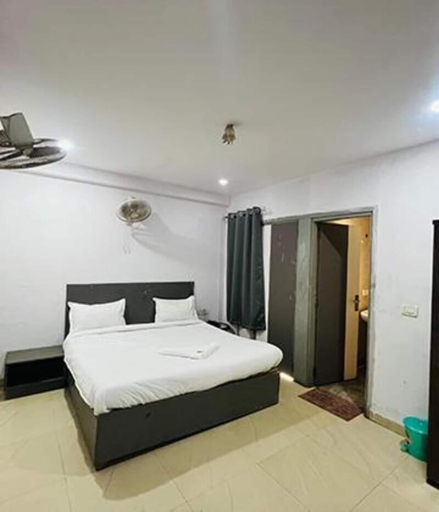 Room 3, Fabhotel Jaipahari Palace, Jaipur
