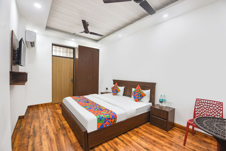 Room 3, Fabhotel The Dream Inn, Faridabad