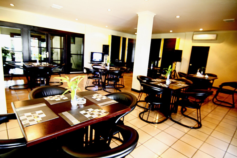 Food & Drinks 4, D'arcici Plumpang, North Jakarta