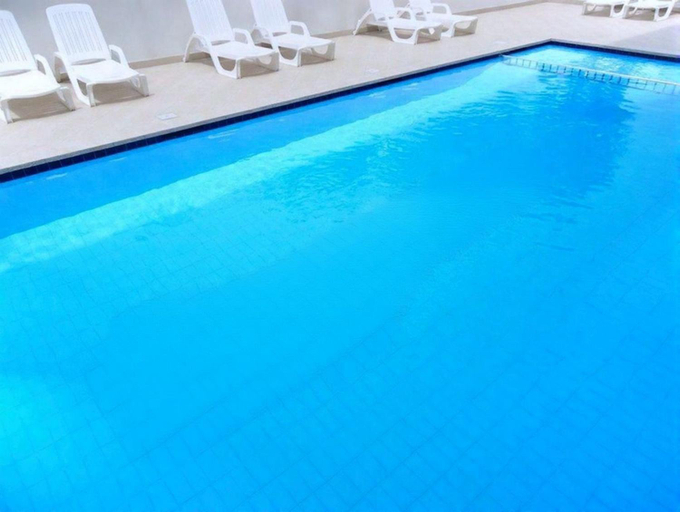 Swimming pool 2, Colorful apartment with pool, Venezia