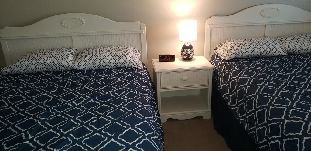 Room 3, Harbour Island 106l 2 Bedroom Condo, Worcester