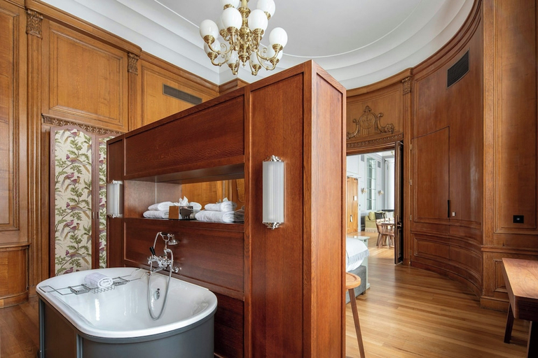Bathroom 3, The Edinburgh Grand, Edinburgh