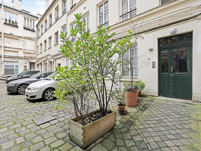5, Intimate studio - 2P - Arts et MetiersRepublique, Paris