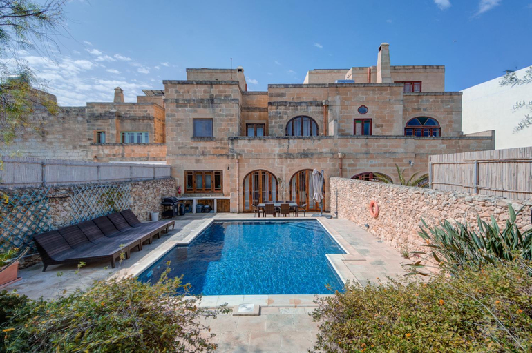 4, Klementa the Private Villa with Pool in Għarb Gozo