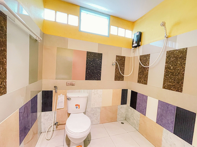 Bathroom 3, Kanta Hill Resort, Lan Saka