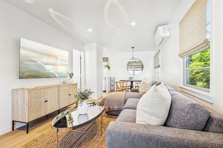 Living area 4, Casa Yano by The Beach, Santa Barbara