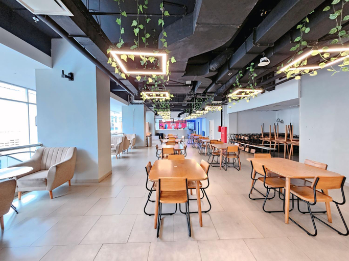 Food & Drinks 4, B Residence BSD By LiviRooms Tangerang, Tangerang Selatan