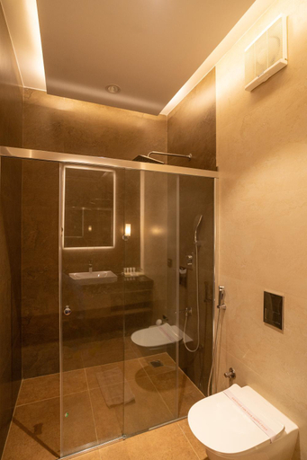 Bathroom 4, Eagleton The Golf Resort, Ramanagara
