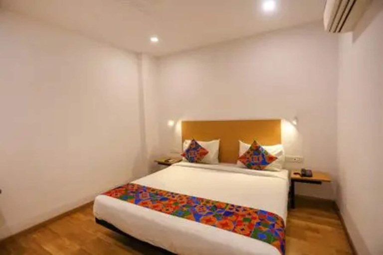 Room 3, Fabhotel Zenora, Pune