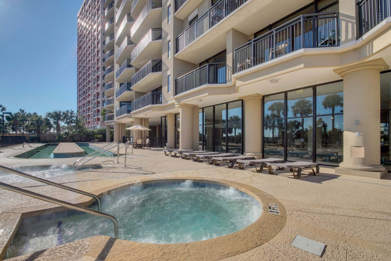 Pool 4, Southwind 204 1 Bedroom Condo, Horry