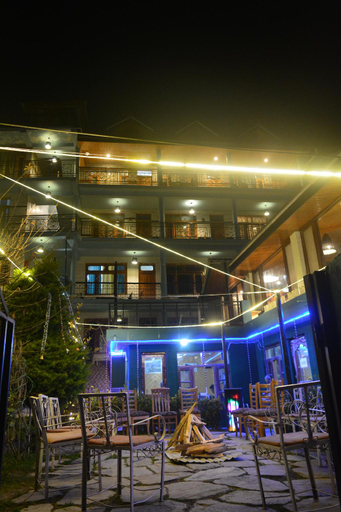 Food & Drinks 4, Hotel Neelgiri - Manali Diaries, Kullu