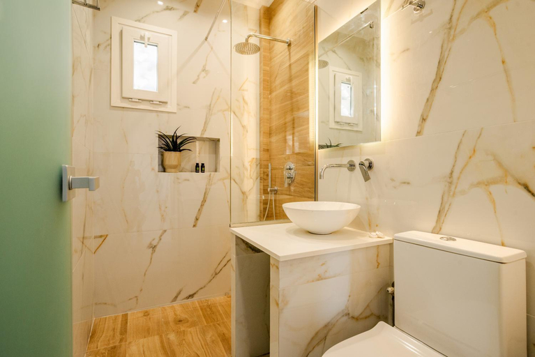 Bathroom 4, Kokkinia Gardens, Ionian Islands