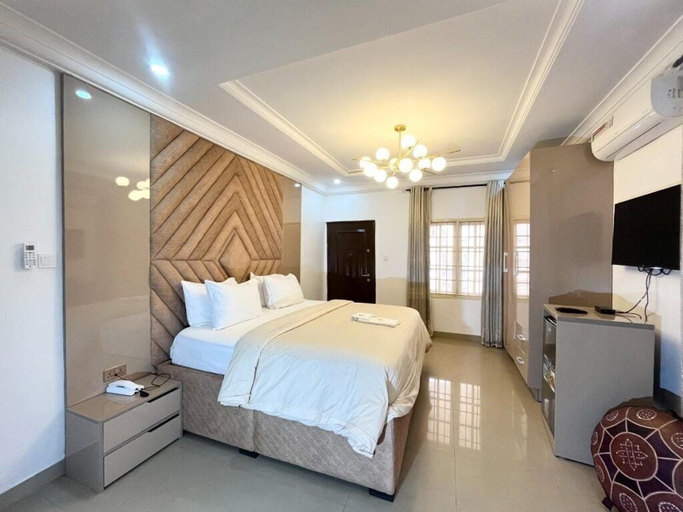 Room 5, Deluxe Indulgence Hotel and Suites, AbujaMun