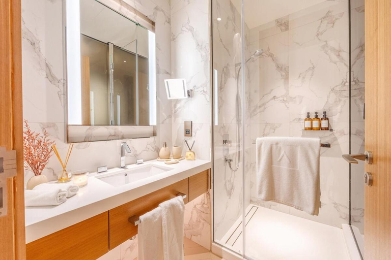 Bathroom 4, Address Opera Dubai - Burj Khalifa & Fountain View, Dubai
