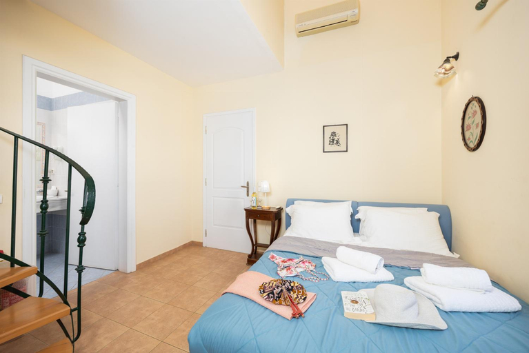 Facilities 5, Odysseus Villa, Crete
