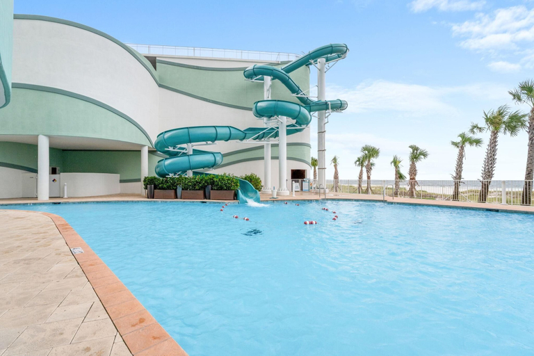 Pool 4, Turquoise C2508, Baldwin