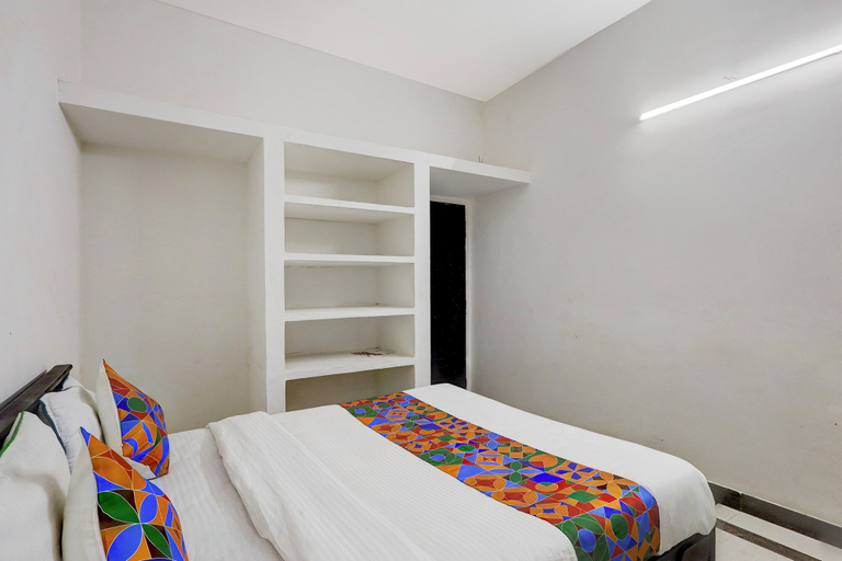 Room 4, Fabhotel Ravana Kottai, Chennai