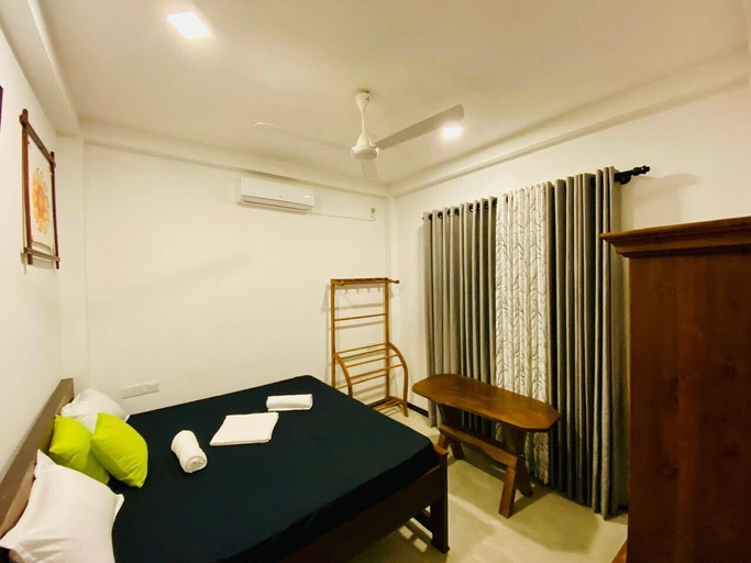 Room 4, New white villa àhàngàmà, Habaraduwa