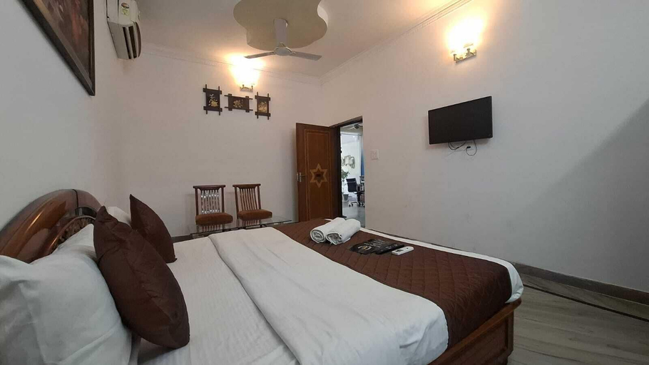 Room 3, Taj homes - A Unit of Sahni's Villa, Delhi