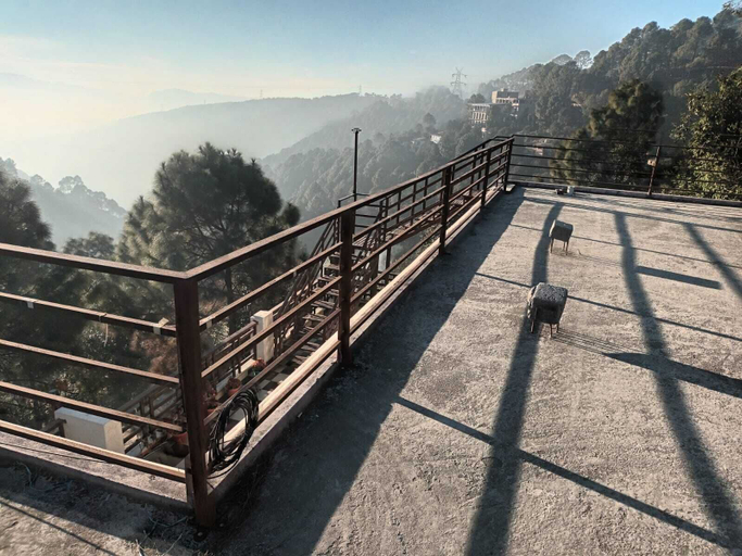 Rooftop terrace 4, The Hill Heaven HomeStay, Garhwal