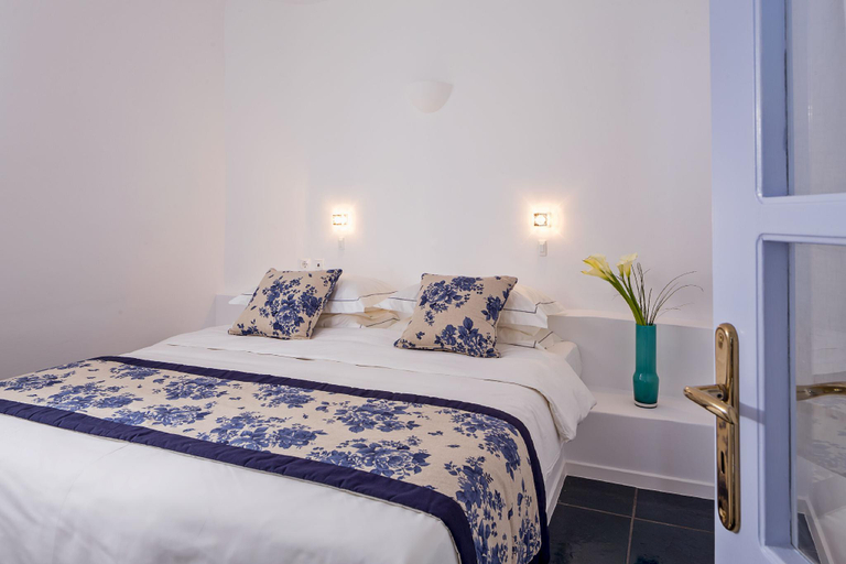 Bedroom 4, El Verano Sunset, South Aegean
