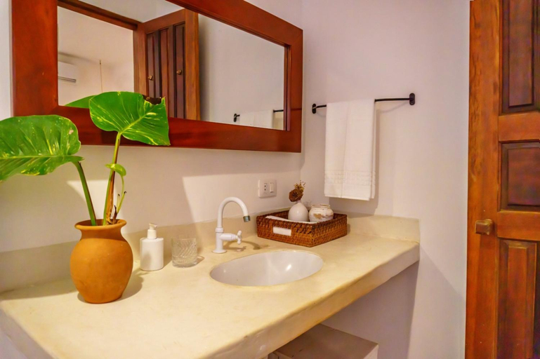 Bathroom 4, Pousada Vila Biribiri Trancoso, Porto Seguro