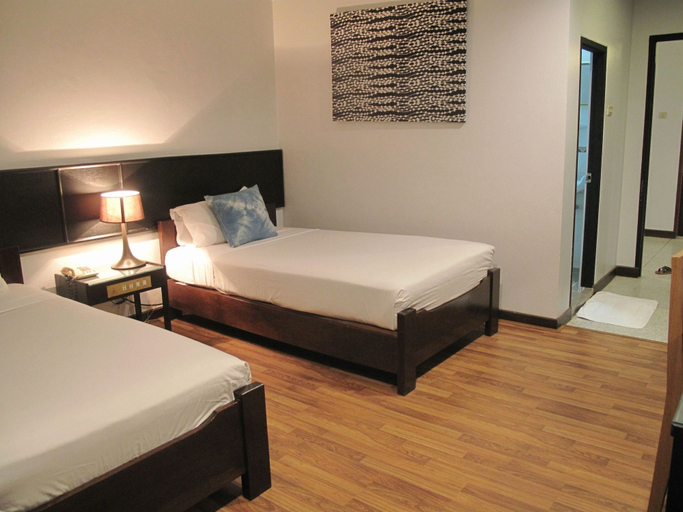 Bedroom 3, Dusit Hotel, Muang Sakon Nakhon