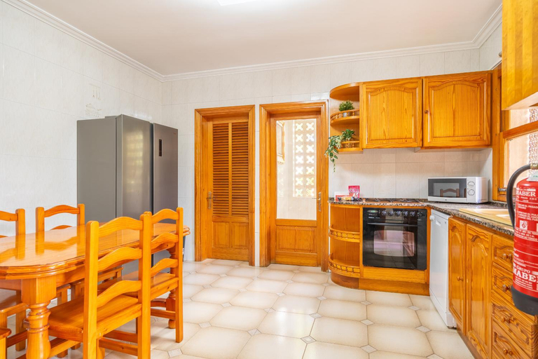 Others 3, Villa Tossals, Baleares