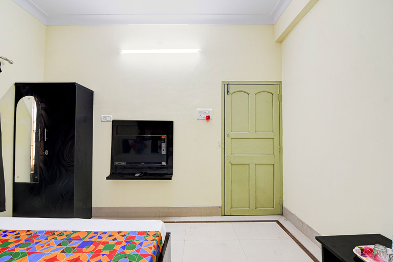 Room 5, Fabhotel Maa Tara I, North 24 Parganas