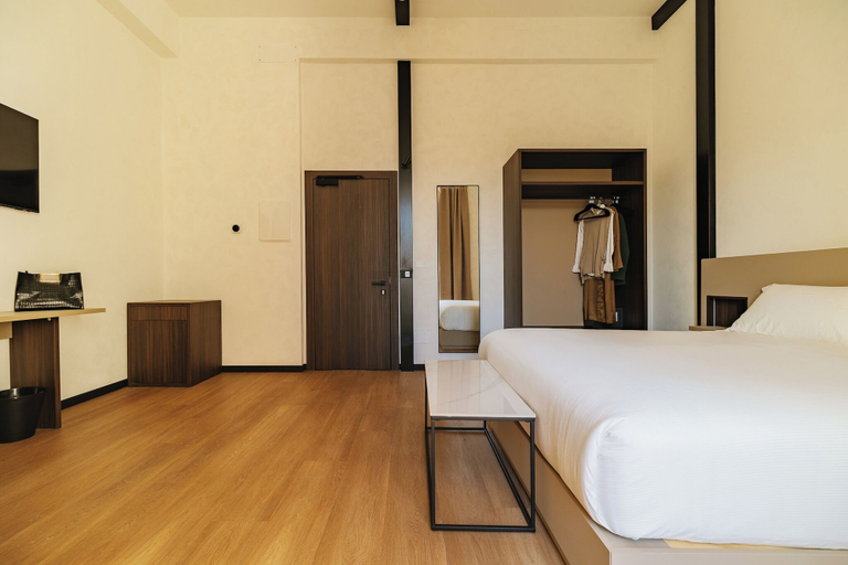 Room 3, Cavour Suites, Ancona